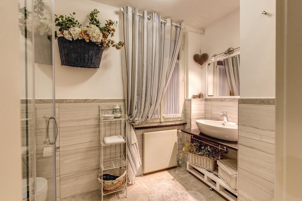 Trevi Miracle Suite Roma Quarto foto