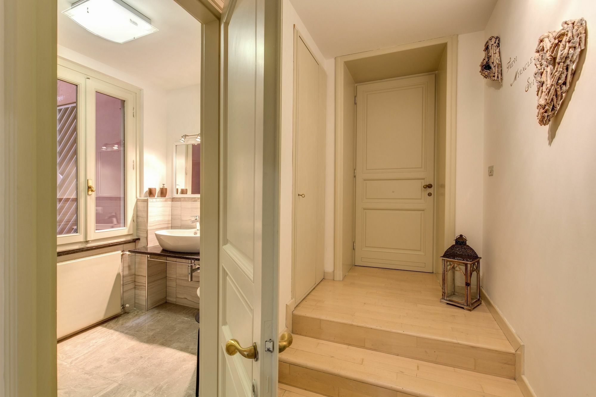 Trevi Miracle Suite Roma Exterior foto