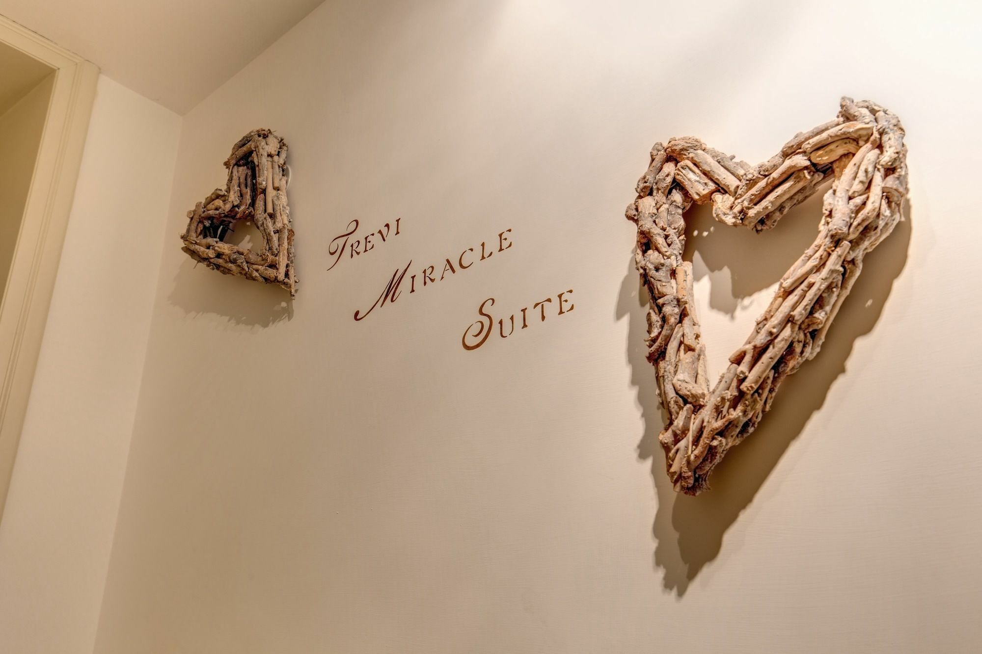Trevi Miracle Suite Roma Exterior foto
